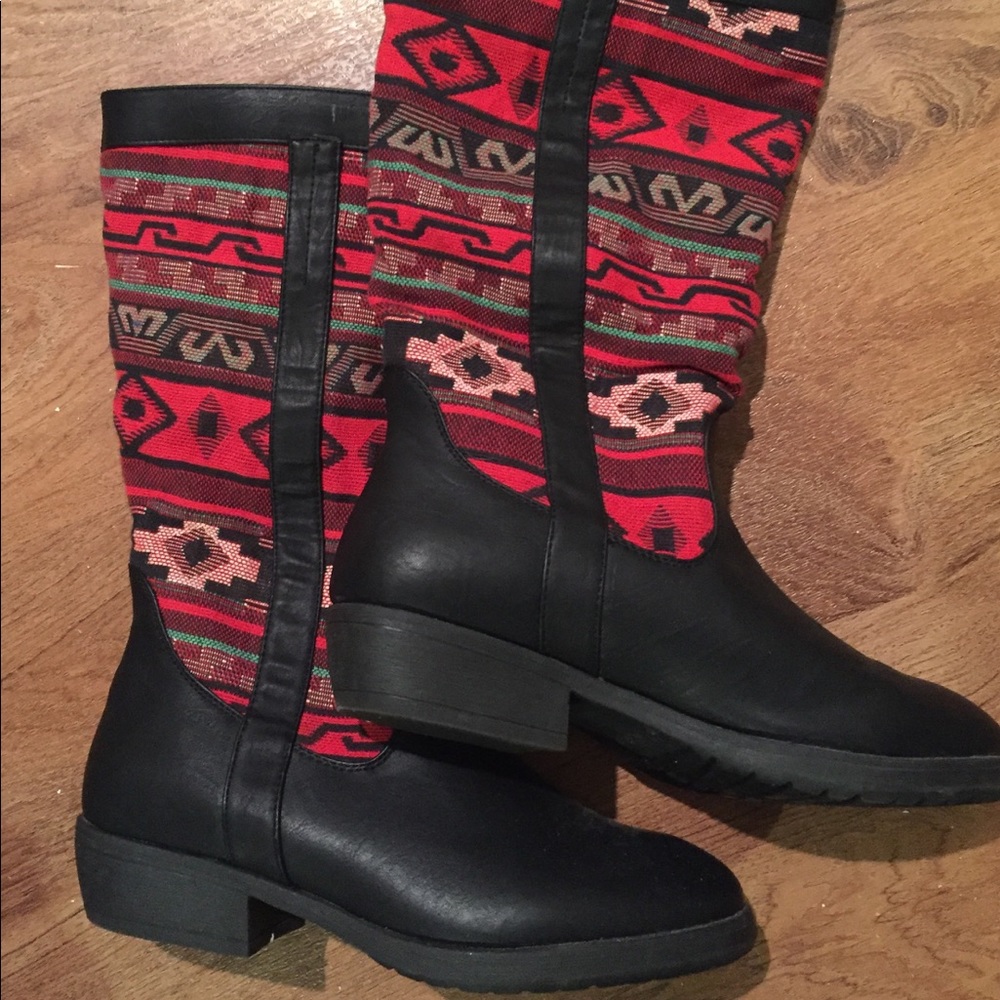 Boots Size 8